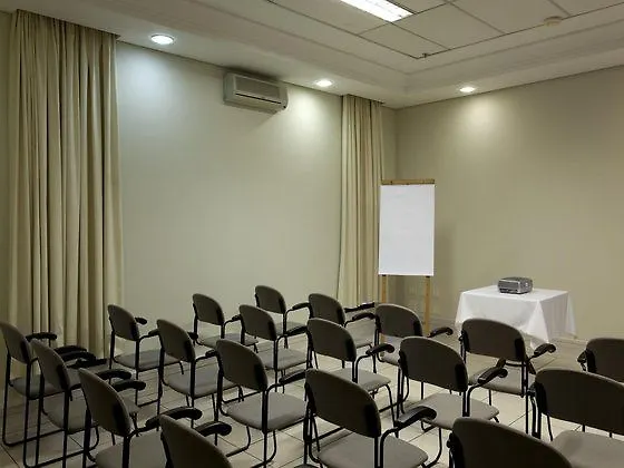 Quality Hotel & Suites Morrison'S I コーク